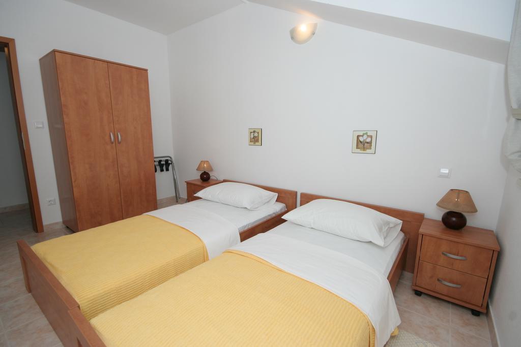 Apartments Mavarcica Trogir Pokoj fotografie